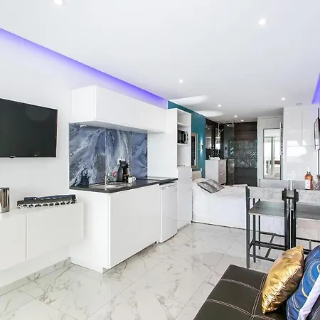 Апартаменты Village Naturiste R4n - Le Wallis Port Nature Coursive