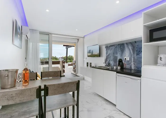 Appartement Village Naturiste R4N - Le Wallis Port Nature Coursive